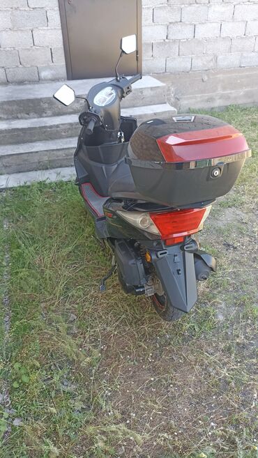 акумулятор на мото: Скутер M8, 150 куб. см, Бензин, Б/у