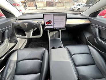 Tesla: Tesla Model 3: 2020 г. — 5