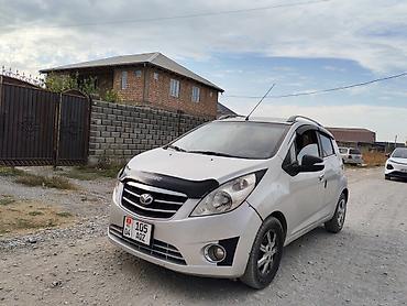 авто кран: Chevrolet Spark: 2011 г., 1 л, Автомат, Бензин, Хэтчбэк — 3