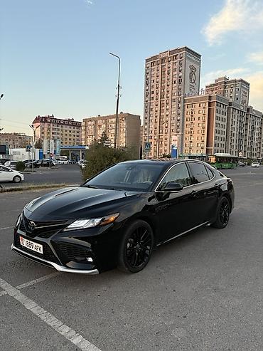 mark x car: Toyota Camry: 2023 г., 2.5 л, Автомат, Бензин, Седан — 1
