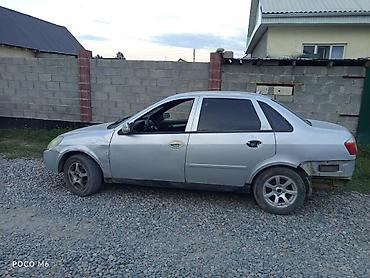 Toyota: Toyota Corolla: 2010 г., 1.6 л, Механика, Бензин, Седан — 3