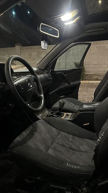 Mercedes-Benz: Mercedes-Benz E-Class: 2000 г., 2 л, Механика, Бензин, Седан — 24