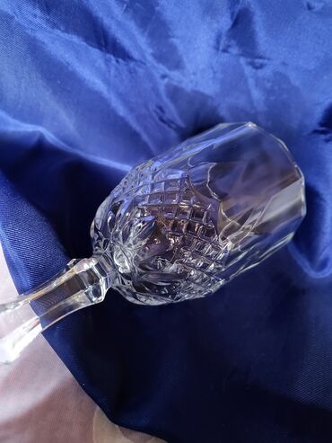 Čaše: Case nove italijanske za vino. 80,90te. Case komada 6 u — 13