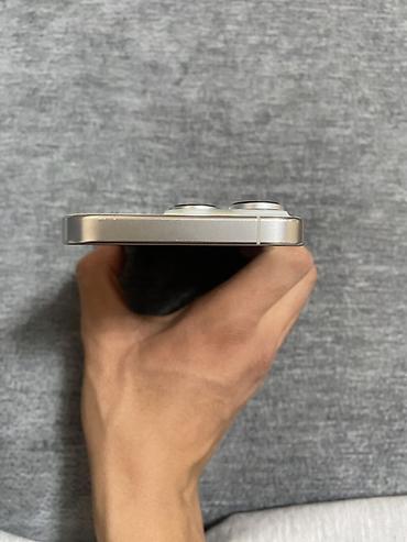 samsung a20: IPhone (линейка Pro, цвет «Silver/White») — 6