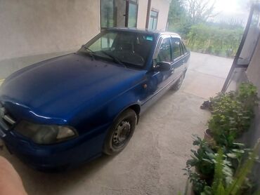 авто машина лабо срочно продаю: Daewoo Nexia: 2010 г., 1.5 л, Механика, Бензин, Седан
