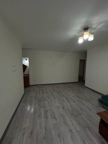 Продажа квартир: 3 комнаты, 58 м², 104 серия, 1 этаж, Косметический ремонт