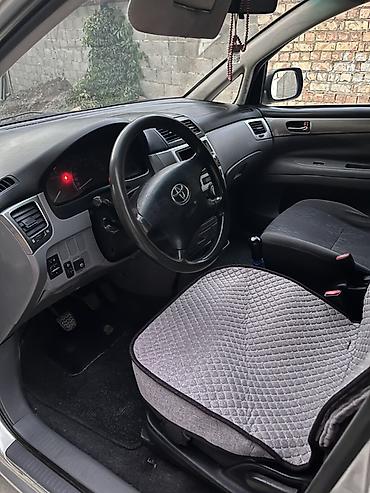 тс груп: Toyota Avensis Verso: 2001 г., 2.4 л, Механика, Бензин, Минивэн — 4