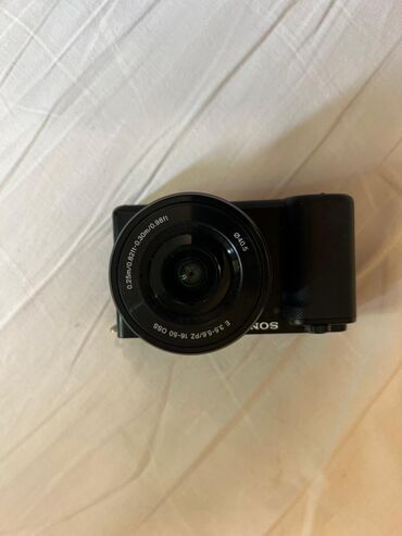 Фотоаппараты: Камера Sony ZV‑E10 Kit 16–50 мм + вспышка Godox - Компактная — 4