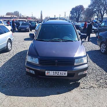 два авто: Mitsubishi Space Wagon: 1999 г., 2.4 л, Механика, Бензин, Минивэн — 10