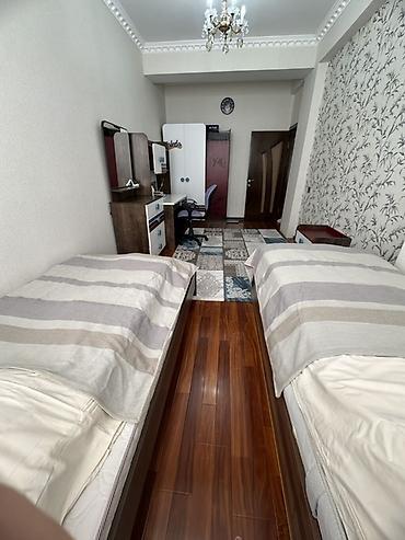carpayı dəsti: 19mertebeli binanin 17ci mertebesi.145kv 4otağ tam təmirli və əşyali — 2