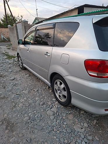 step: Toyota Ipsum: 2002 г., 2.4 л, Автомат, Бензин, Минивэн — 4