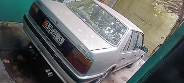 авто mazda 626: Mazda 626: 1987 г., 2 л, Механика, Бензин, Седан — 3