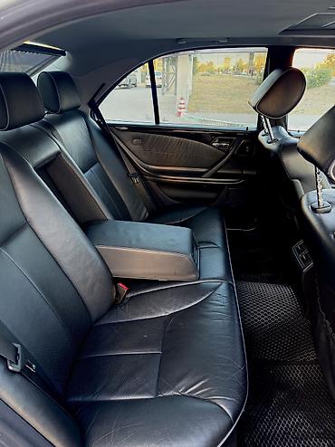 v class: Mercedes-Benz E-Class: 2001 г., 3.2 л, Автомат, Бензин, Седан — 7