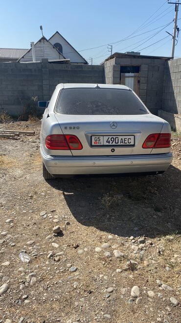 Mercedes-Benz: Mercedes-Benz E-Class: 1995 г., 3.2 л, Автомат, Бензин, Седан — 8