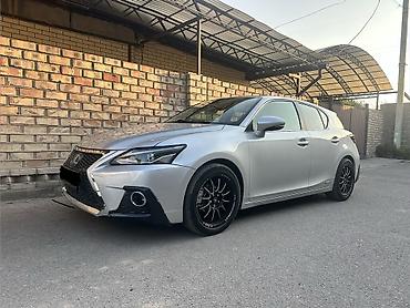 фонары: Lexus CT: 2011 г., 1.8 л, Вариатор, Гибрид, Хэтчбэк — 1