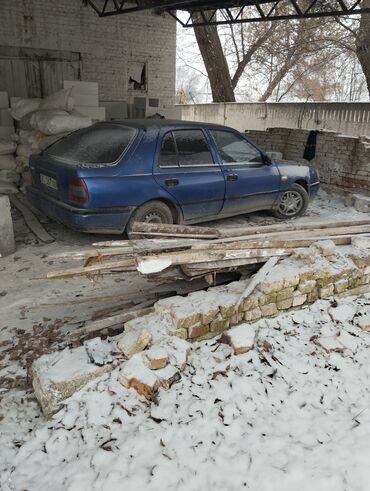 скупка машин: Nissan Sunny: 1995 г., 1.5 л, Механика, Бензин, Пикап