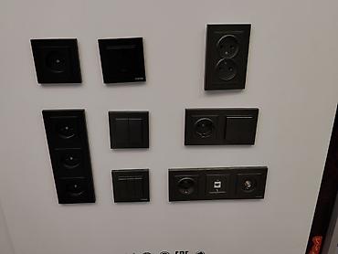 smart light: Комплект современных модульных электроустановочных изделий в черном — 1
