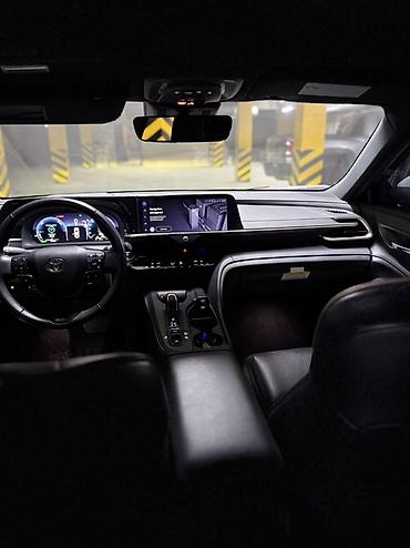 Toyota: Toyota Crown: 2023 г., 2.5 л, Автомат, Гибрид, Кроссовер — 8