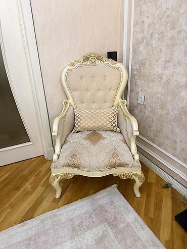 Divan və kreslo dəstləri: Klassik divan, Divan — 4