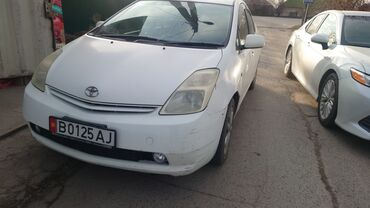 Toyota: Toyota Prius: 2004 г., 1.5 л, Вариатор, Гибрид, Хэтчбэк