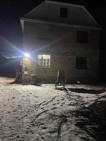 Продажа коттеджей и домов: Продаю дом — 2