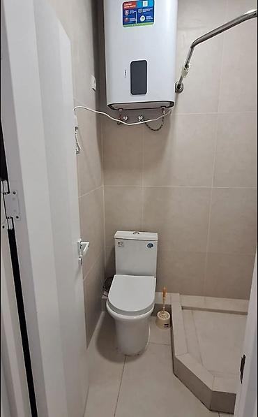 flat osh: Сдается 1‑комнатная квартира, район Восток‑5. Характеристики: - Этаж — 5