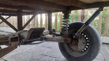 Qoşqular: Bu, əsasən metal çərçivədən və taxta yan divarlardan ibarət qoşqudur -da lalafo.az — 4 Qoşqular: Bu, əsasən metal çərçivədən və taxta yan divarlardan ibarət qoşqudur — 4