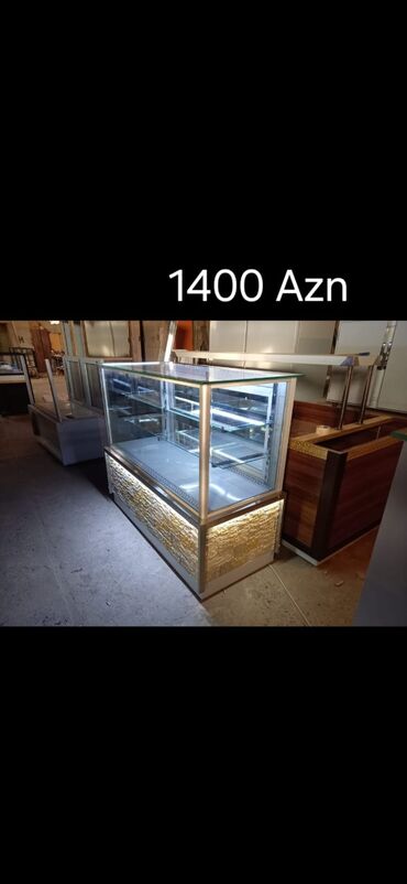 Soyuducu vitrinləri: - Şüşə vitrin soyuducu (daşüstü dekorativ işıqlı, çoxrətli rəflər, LED — 1