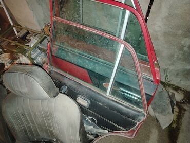 Digər kuzov detalları: Klassik avtomobil üçün ehtiyat hissələri paketi - Yan qapılar — 1