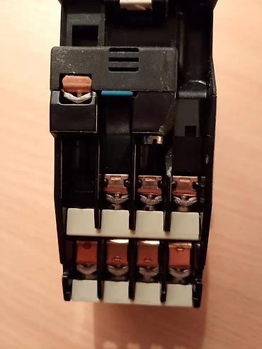 viler goblen: SIEMENS POMOĆNI KONTAKTOR 3TB40 22 -OA | SIEMENS pomoćni kontaktor — 4