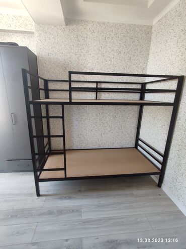 офисная мягкая мебель: Двухъярусная Кровать, Новый