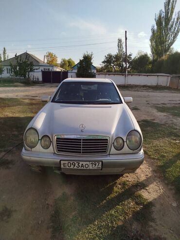 мерседес т 1: Mercedes-Benz E-Class: 1996 г., Седан