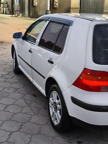 golf: Volkswagen Golf: 1999 г., Механика, Бензин, Хэтчбэк — 3