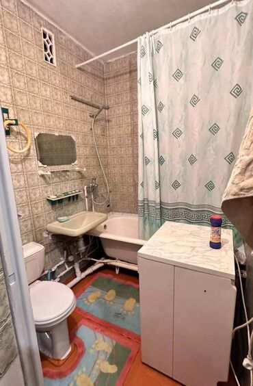 кто ищет комнату на подселение: 1 бөлмө, Менчик ээси, Чогуу жашоосу жок, Жарым -жартылай эмереги бар