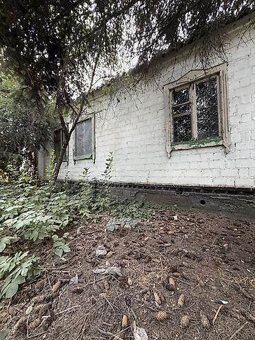 Продажа домов: 📍 В центре Сокулука продается дом на участке 9 соток, 88 кв.м. 🏡Дом — 5