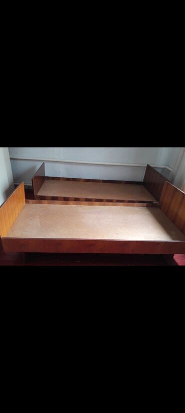 деревянные сундуки: Односпальная Кровать, Б/у