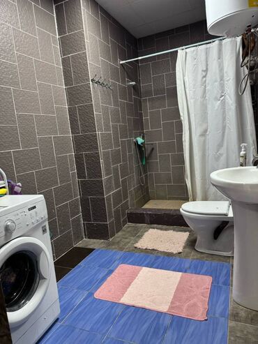 этажи: 3 комнаты, 80 м², 106 серия улучшенная, Цокольный этаж этаж
