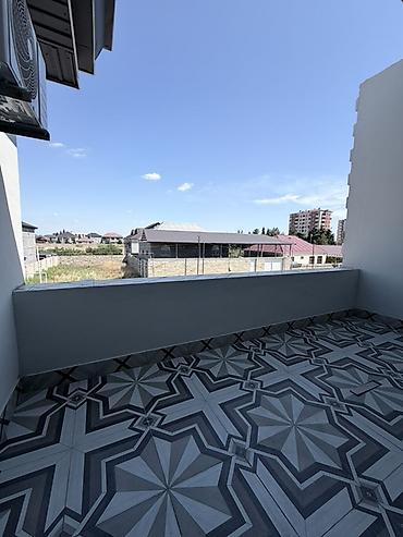 Həyət evləri və villaların satışı: İki mərtəbəli müasir həyət evi - Beton hasarlı geniş həyət, avtomatik — 34