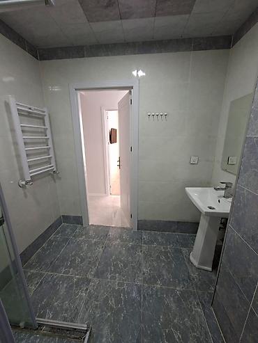Uzunmüddətli kirayə mənzillər: 🏡 ƏMLAK MƏLUMATLARI 📍 Ünvan: Sumqayıt Bulvarı, Bəyaz MTK Yaşayış — 20