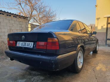 BMW: BMW 5 series: 1992 г., 2 л, Механика, Бензин, Седан