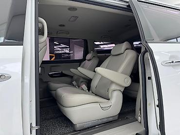 Kia: Kia Carnival: 2019 г., Минивэн — 7