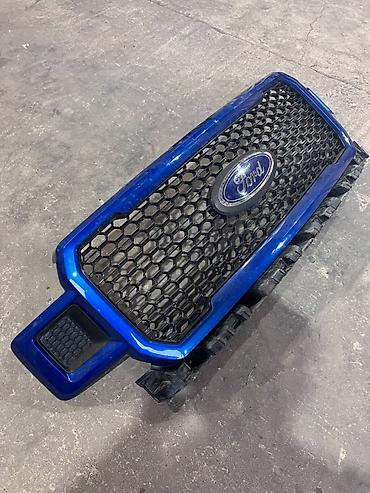 2018: Продаю на Форд Ф150, Ford F150, Оригинал фару правую( Фара в идеальном — 4