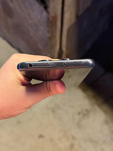 xiaomi 18 pro: Xiaomi 14 Pro, 256 GB, rəng - Qara, 
 Sensor, Barmaq izi, İki sim kartlı — 3