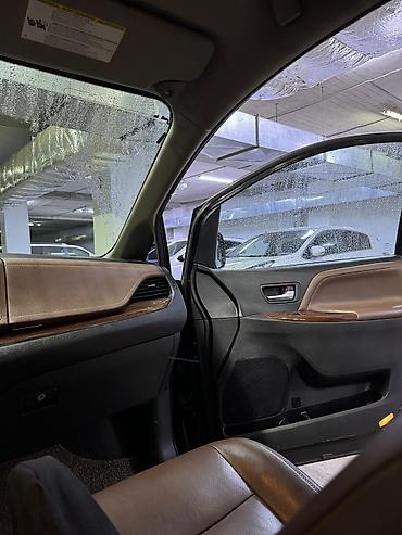 Toyota: Toyota Sienna: 2019 г. — 11