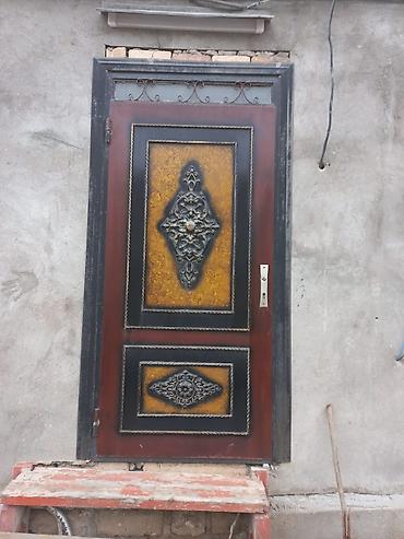 demir qapi bezekleri: Metall qapı – dekorativ rellefli dizayn - Material: qalın metal — 1