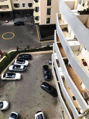 Uzunmüddətli kirayə mənzillər: Megafun binasının yanı 16 mərtəbəli binanın 7-ci mərtəbəsi ümumi — 16