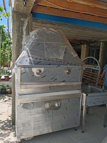 mangal aparatları: Nerjavika manqal ve moyka birlikde 1500azn. Manqal 1.30×2 olcudedir