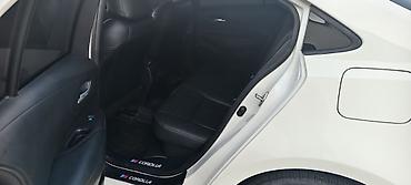 Toyota: Toyota Corolla: 2021 г., 1.8 л, Вариатор, Гибрид, Седан — 9