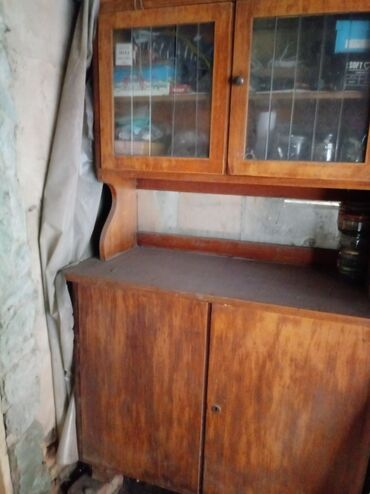 реставрация советской мебели: Продаю: отличный советский буфет 5000 сом. под реставрацию