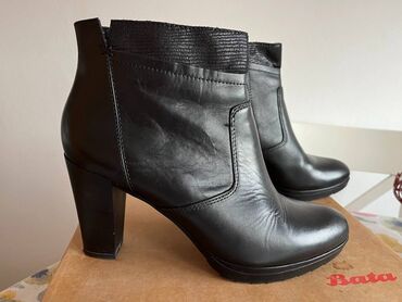 ruske cizme: Ankle boots, Bata, 40